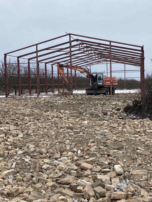 Ангары,помещения просчитаем изготовим фермы разного типа