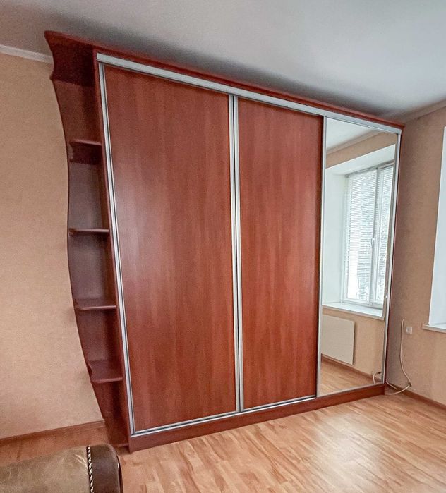 Продам шафу-купе