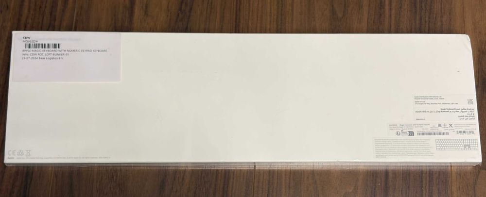 Apple Magic Keyboard com Teclado Numérico (Novo / Selado)