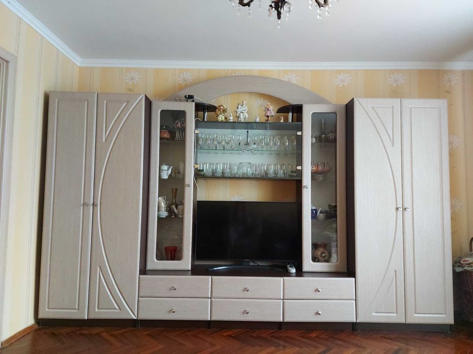 Оренда трикімнатної квартири по вул.Савчука. 4 поверх. Цегла.