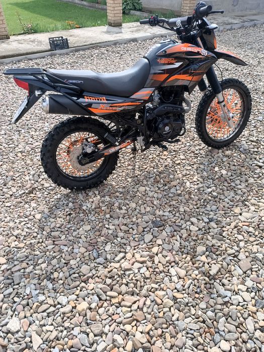 Geon x road light 250