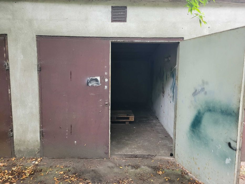 Garaż do wynajęcia Kolejowa 12