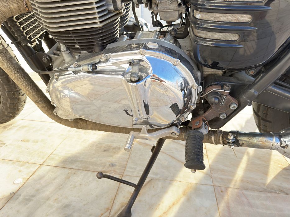 Triumph t100 bonneville