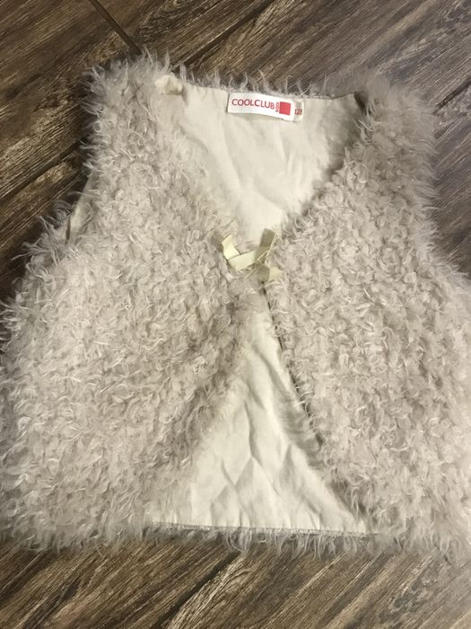 Жилетка тапла на дівчинку