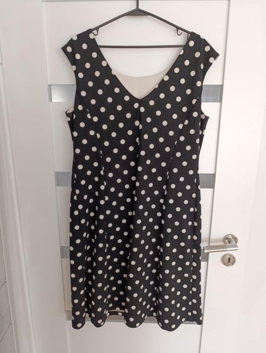 Sukienka w kropki