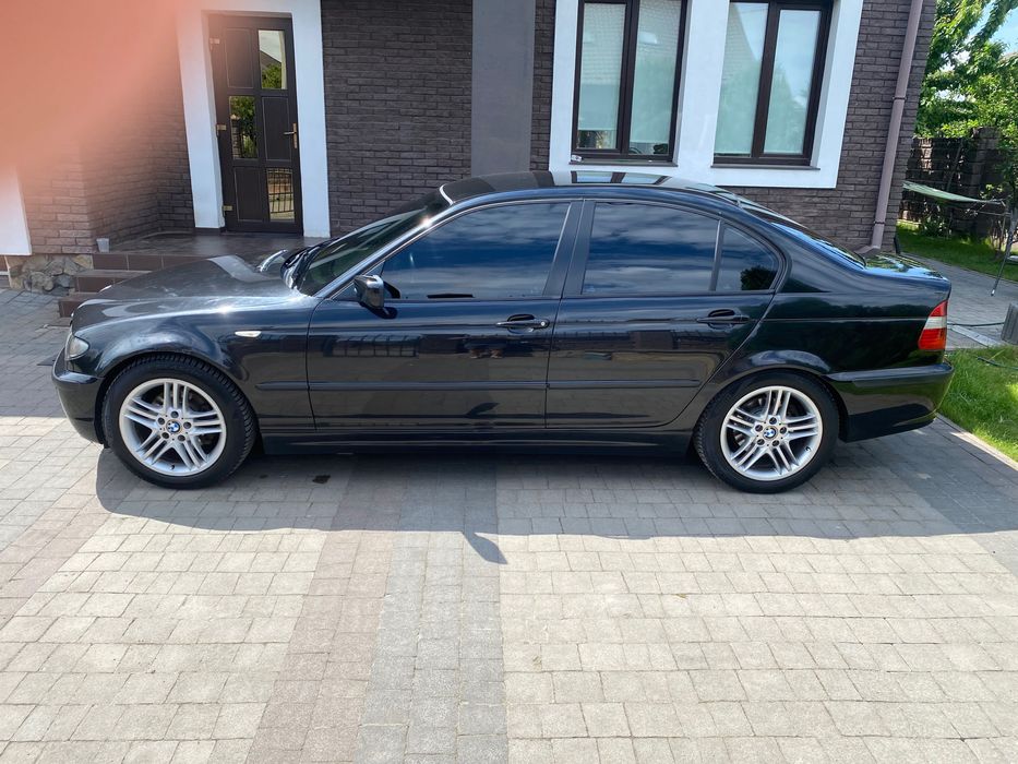 Автомобіль BMW 3 e46