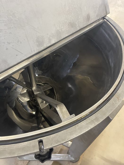 Оборудование по производству сырковых масс. Сыра.