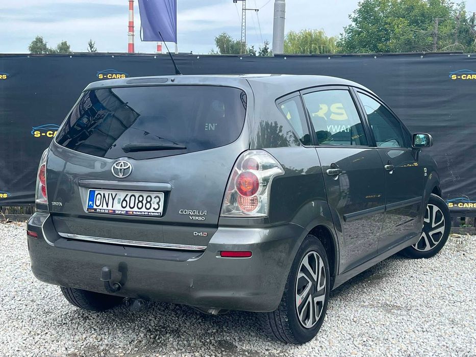 Toyota Corolla Verso 2.0 D • 7 OSOBOWY • HAK • OC I PRZEGLĄD DO 2027 !!! • Zamiana