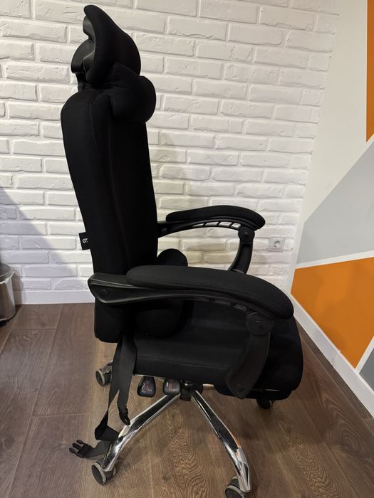 Офісні крісла / різні моделі, зручні, у хорошому стані