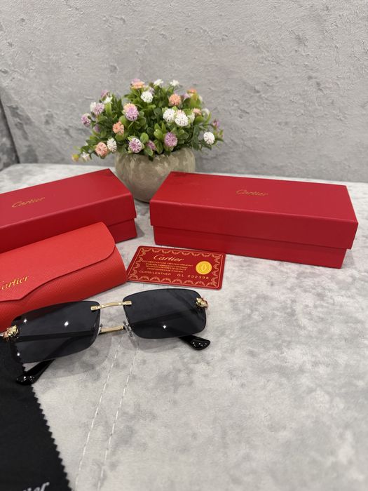 Окуляри Cartier в повному пакувані