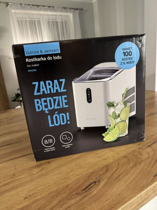 Nowa kostkarka do lodu