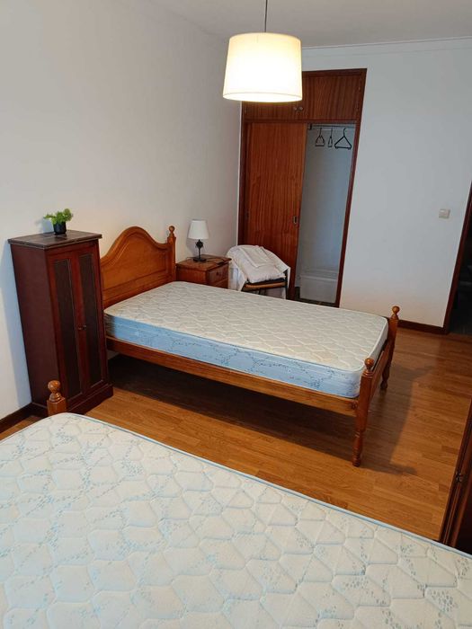 Quarto duplo junto à ESE - Viana do Castelo