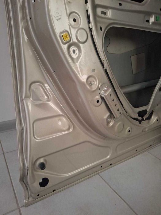 Lexus RX 350 двері дверь передні ліві (2009-2015 рр) з пошкодженнями