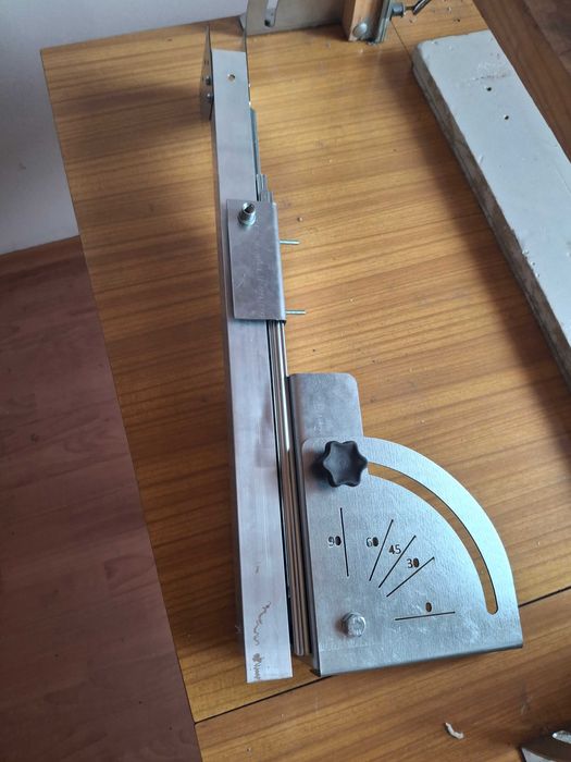 Maszyna,gilotyna do ciecia styropianu,styroduru