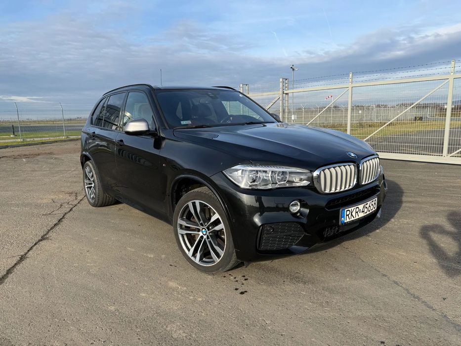 BMW X5 BMW X5 M50d  (381 KM) - siedmioosobowe