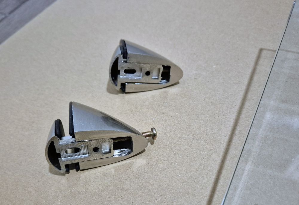 Prateleira vidro WC Casa Banho c/ acessórios de parede