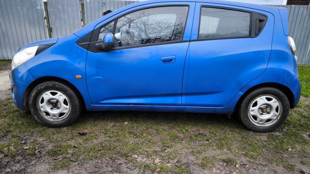 Chevrolet spark м300