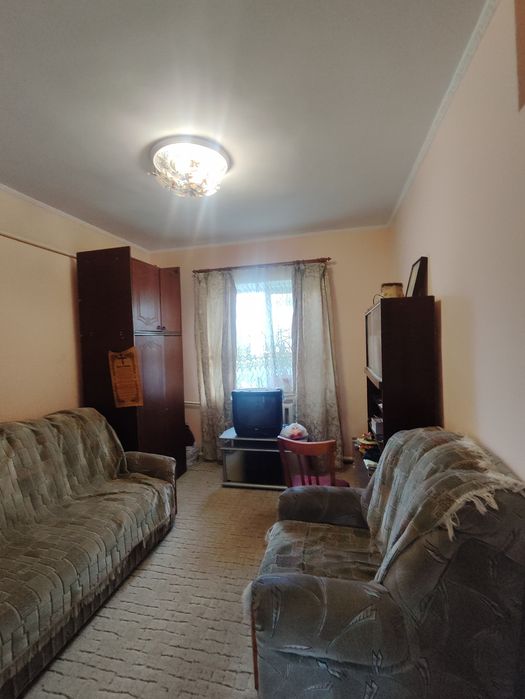 Каменный крепкий дом в Беляевке