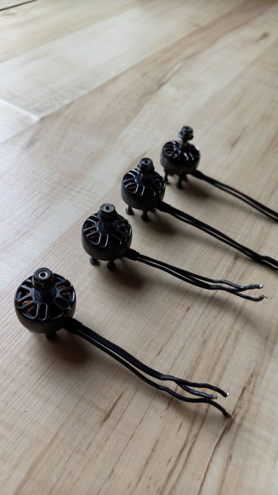 FPV 4 używane silniki xing pro 2207 1800kv