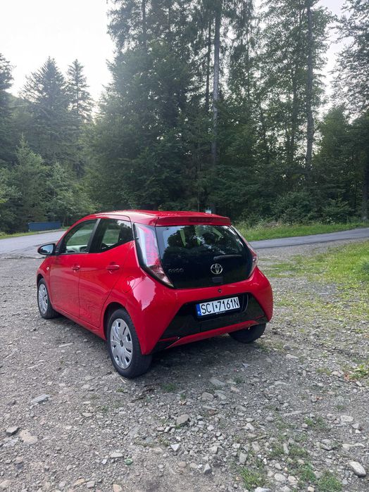 Ładna Toyota Aygo klima