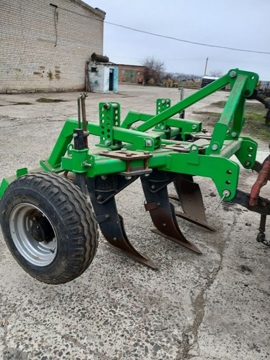 Продам глибокорозпушувач ГРС 2.0