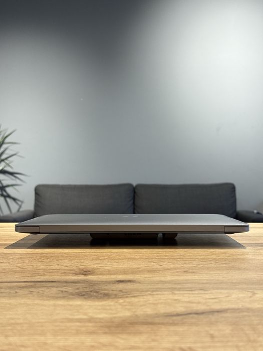 MacBook Air 13 2020 M1 16/256gb 8/7gpu !! Гарантія від магазину !!