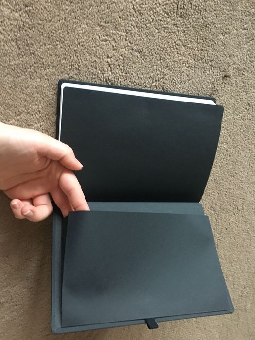 . Kalendarz książkowy A5 2026 czarny elegancki - zeszyt planer notes