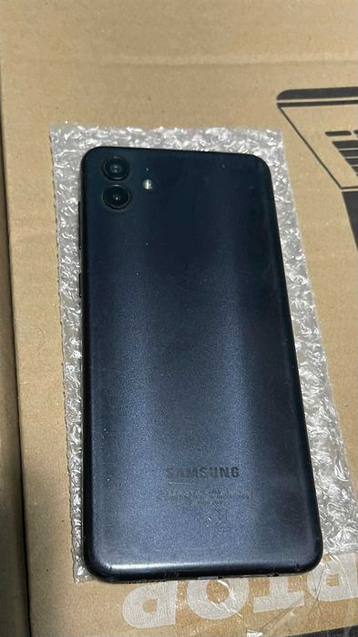 Samsung Galaxy A04 (64GB / 4GB RAM) - Desbloqueado