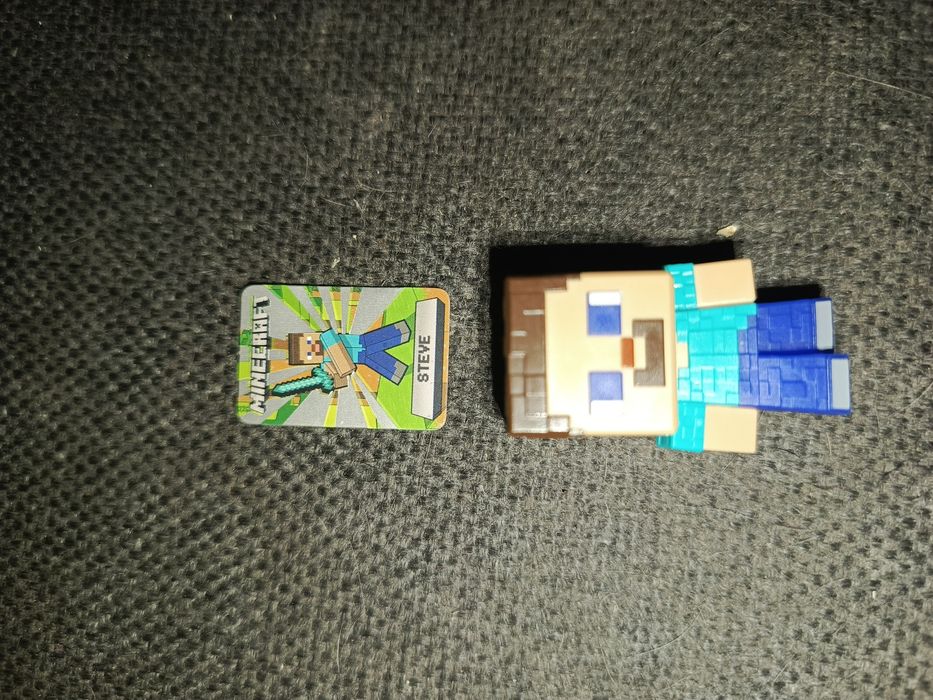 продам фігурки киндер