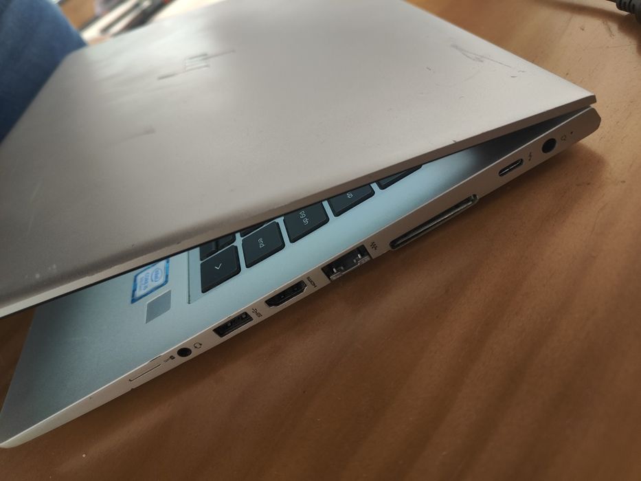 Portátil HP i5 - 12Gb Ram