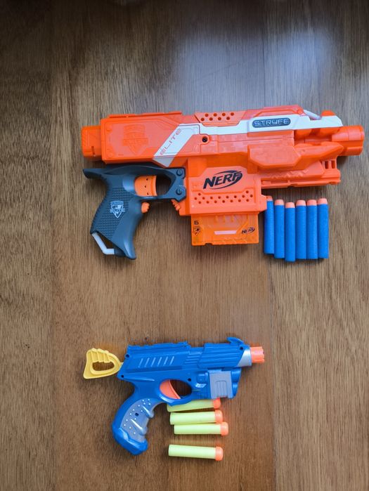 Toy Weapons in Good Condition64739829954945121