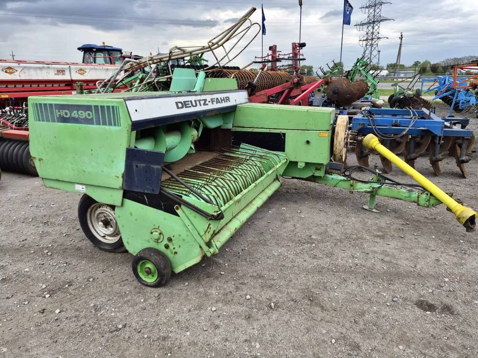 Прес-підбирач Deutz Fahr 490 Дойц Фар. Готовий до роботи. Мінімальний наробіток.