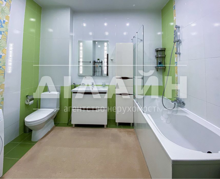 Срочно ! 3х комн 100м2  в ЖК Бородино