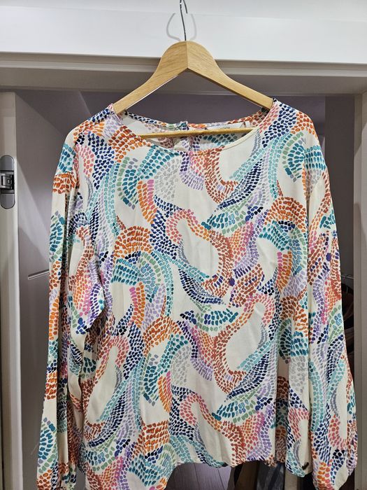 Kolorowa bluzka duńskiej marki NUMPH
