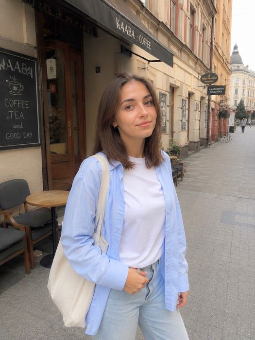 Репетитор англійської мови для підлітків та дорослих