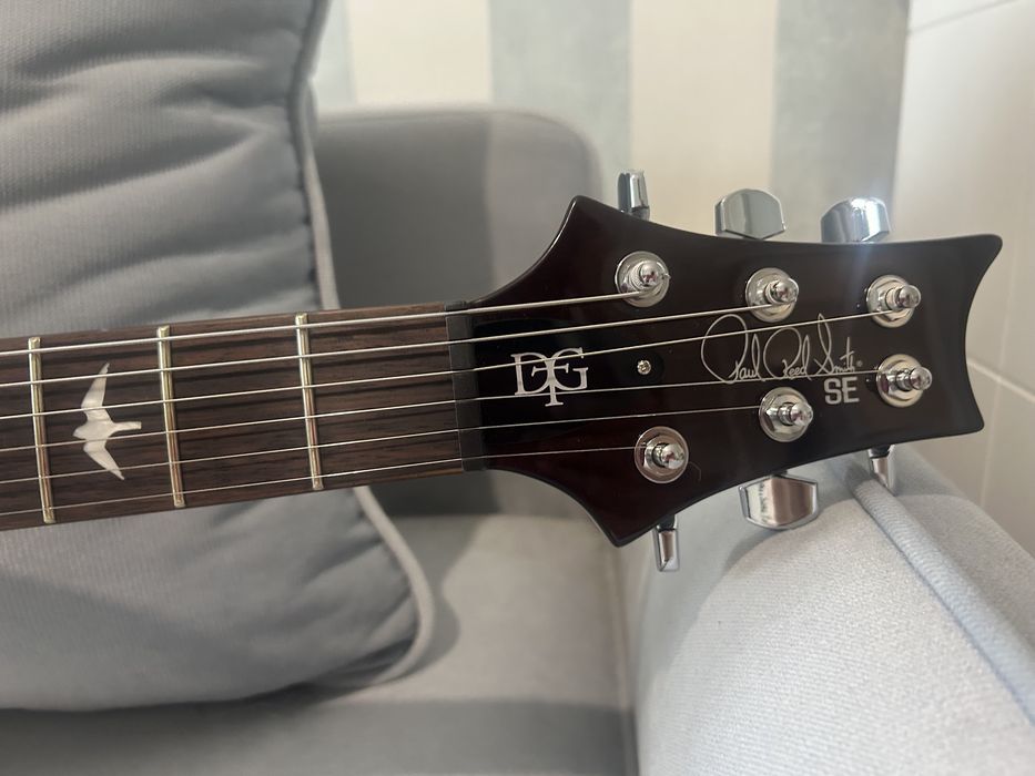 PRS SE DGT Tobacco Sunburst