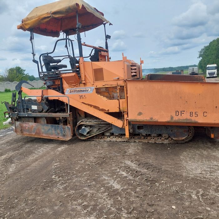 Rozkładarka  Demag  DF85 C rozściełacz do asfaltu tucznia