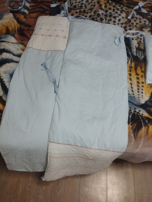 Бортики(подушечки) на дитяче ліжечко + балдахін