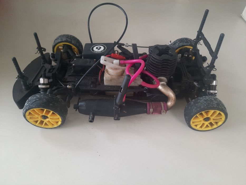 Carro a gasolina radio modelismo escala1/10