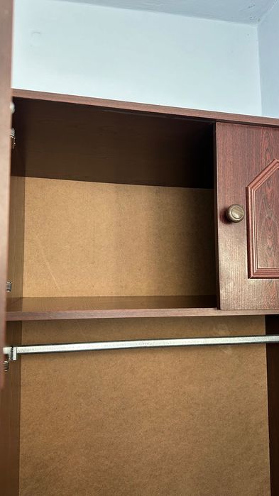 Меблі, шафа для одягу