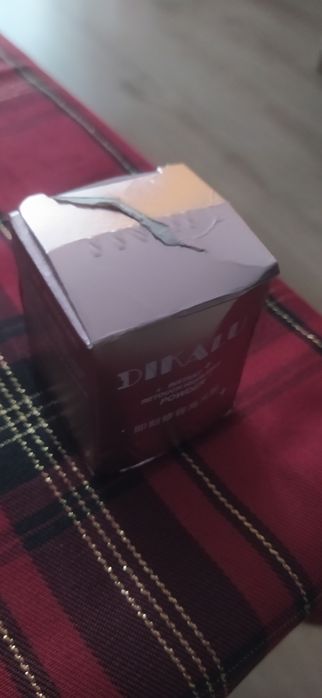 Rozświetlacz do twarzy i ciała