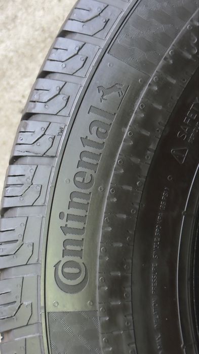 Pneus 225/75r16C 118R Continental VanContact  com 80% piso