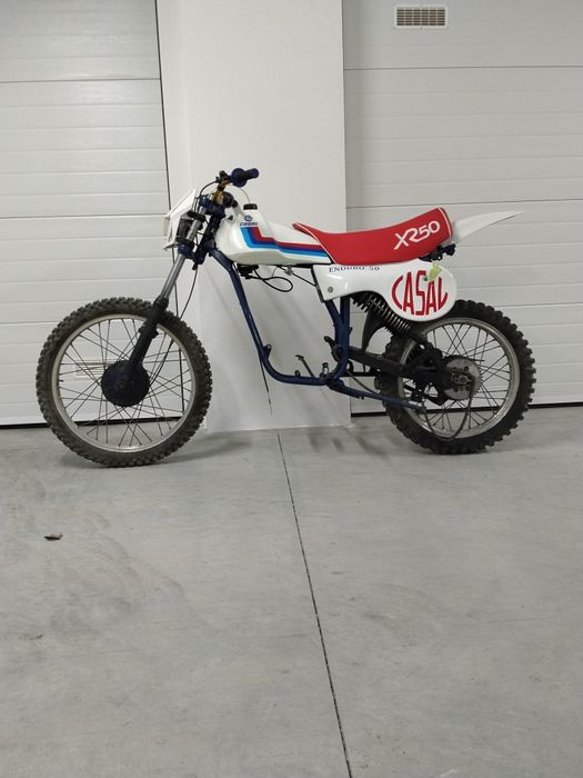 Montagem casal cross.