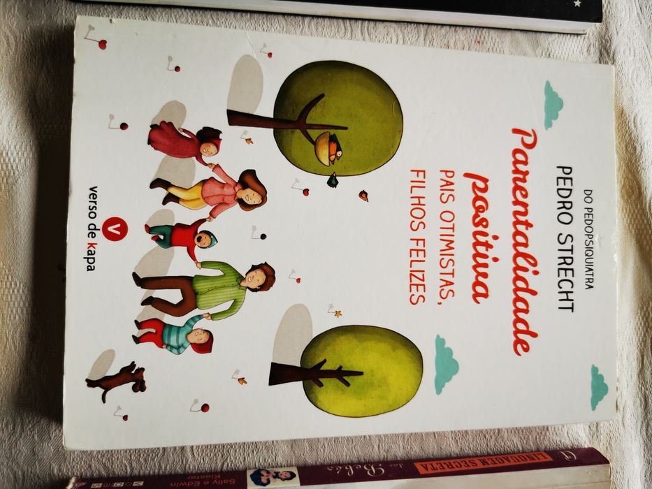 Livros de Infância e Educação, pais e filhos a partir de 3 euros.