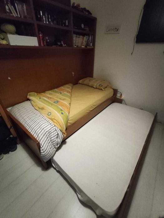 Cama dupla de solteiro com arrumação 1mx2,05m de madeira maciça