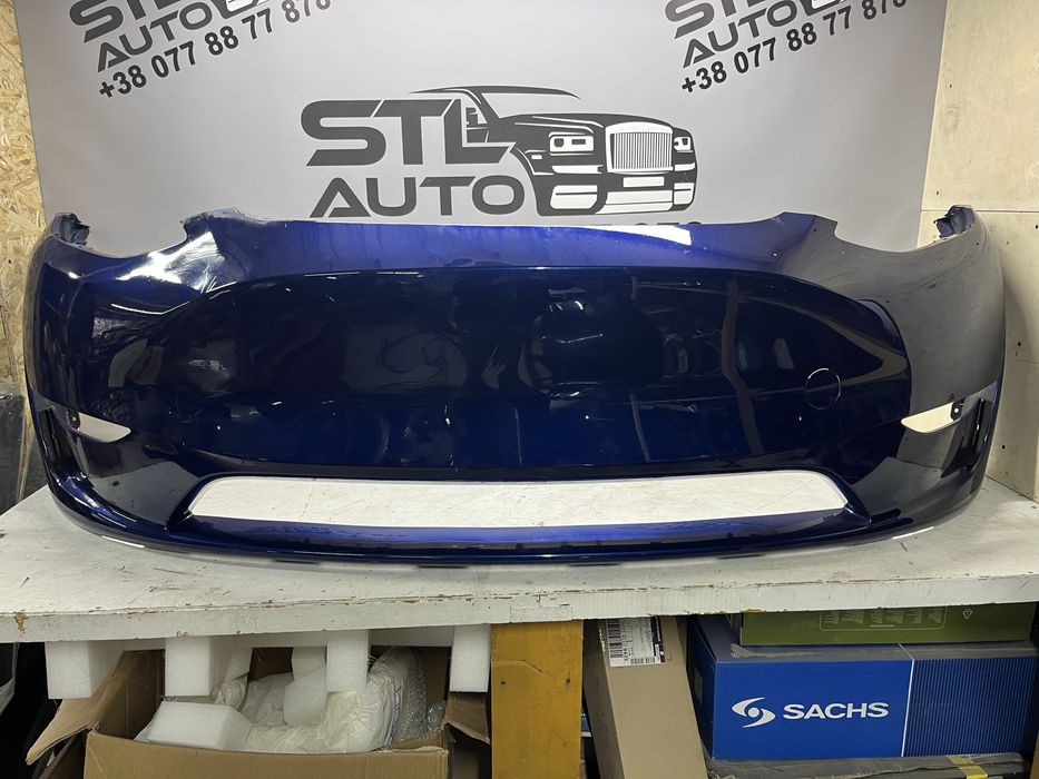 Передній бампер Tesla Model Y