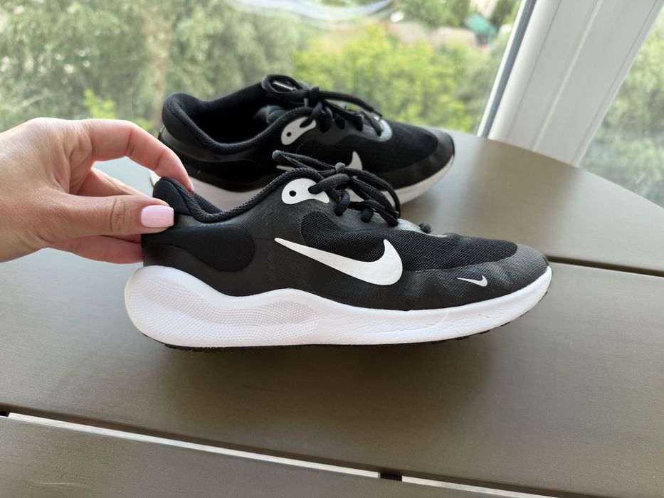 Кросівки nike 34,5 нв ногу 23 см