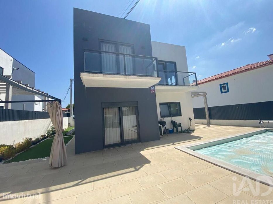 Casa / Villa T3 em A dos Francos de 163,1 m2