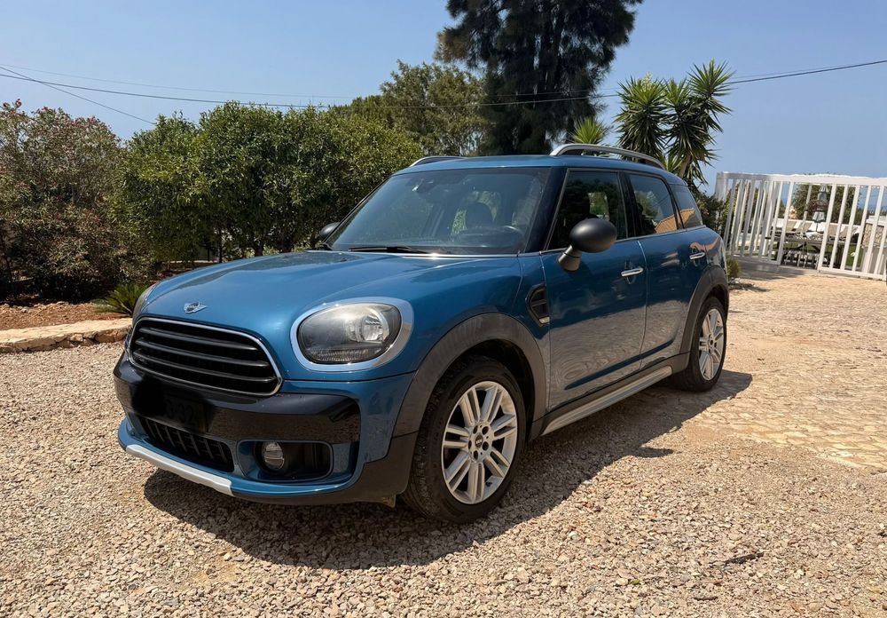MINI Countryman One D