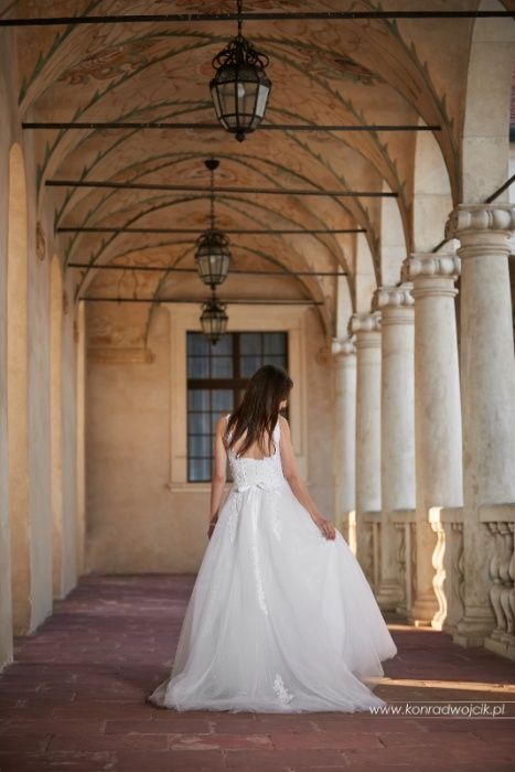 Suknia ślubna biała